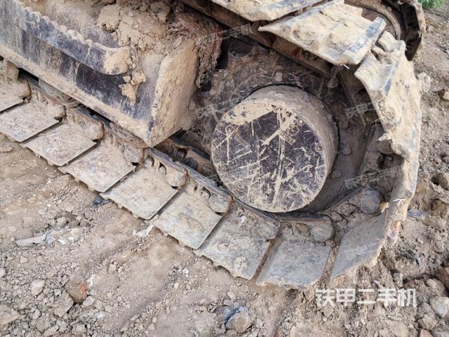 右驅(qū)動(dòng)輪(行走機(jī)構(gòu)) 右驅(qū)動(dòng)輪(行走機(jī)構(gòu))