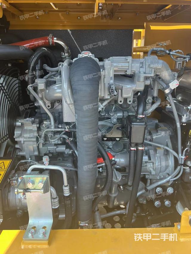 发动机整体俯视（整机外观）