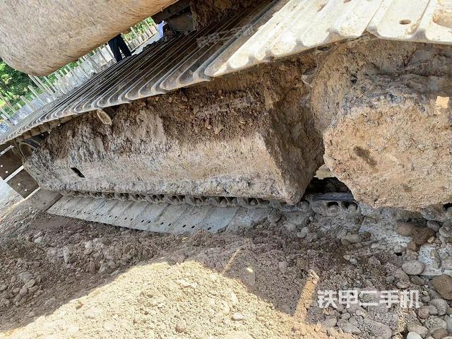 单侧履带整体（整机外观）