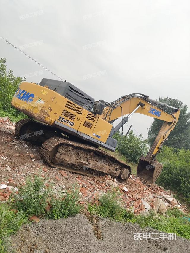 驾驶室顶部（整机外观）