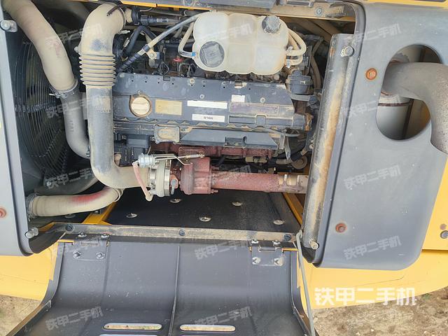 发动机整体俯视（整机外观）