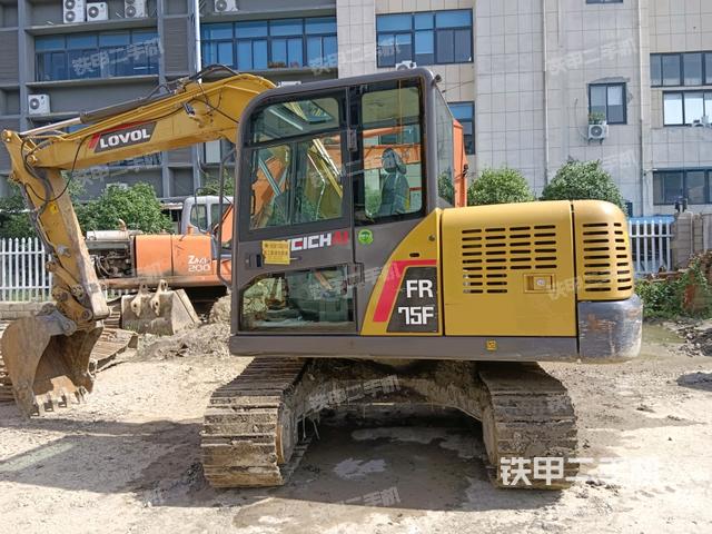 雷沃重工FR75F国四挖掘机