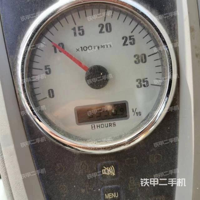 驾驶室整体（整机外观）