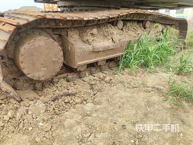 单侧履带整体（整机外观）