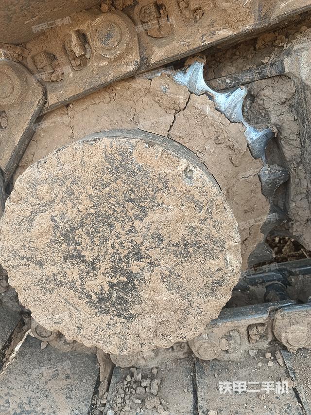 单侧履带整体（整机外观）