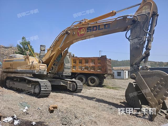 山东临工E6360F挖掘机