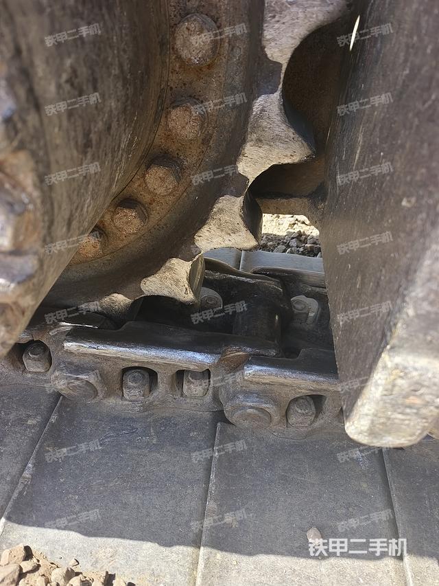 单侧履带整体（整机外观）