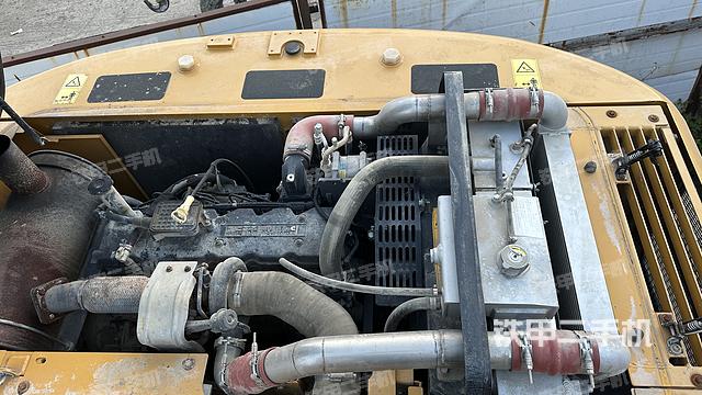 发动机整体俯视（整机外观）