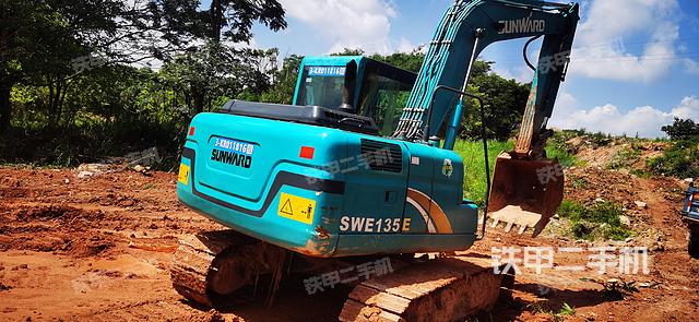 整机右后45°（整机外观）