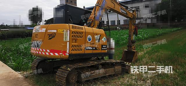 驾驶室整体（整机外观）