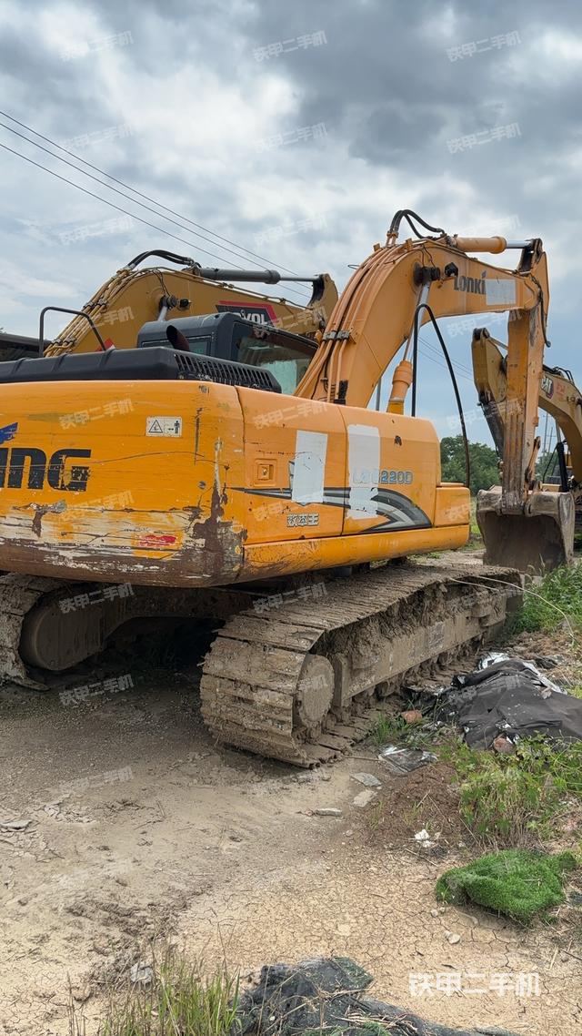 整机右后45°（整机外观）
