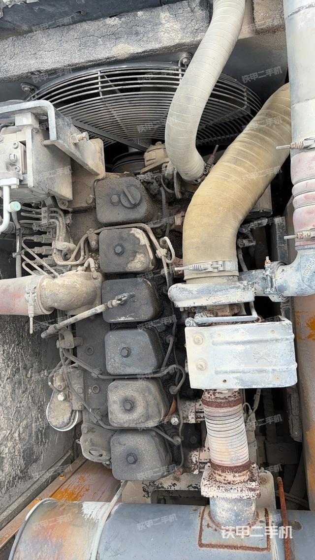 发动机整体俯视（整机外观）