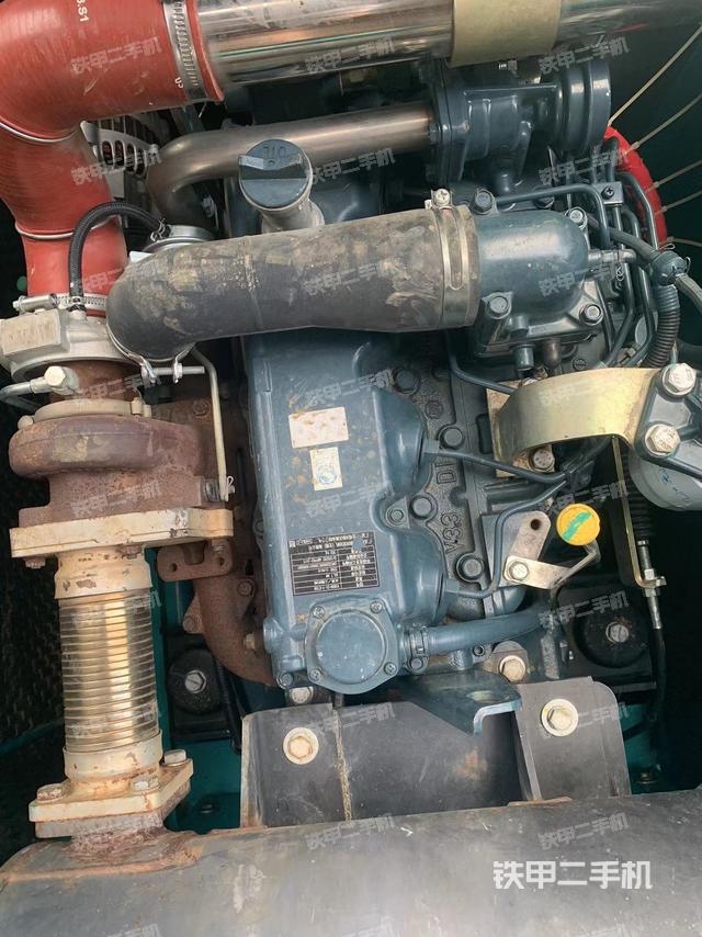 发动机整体俯视（整机外观）