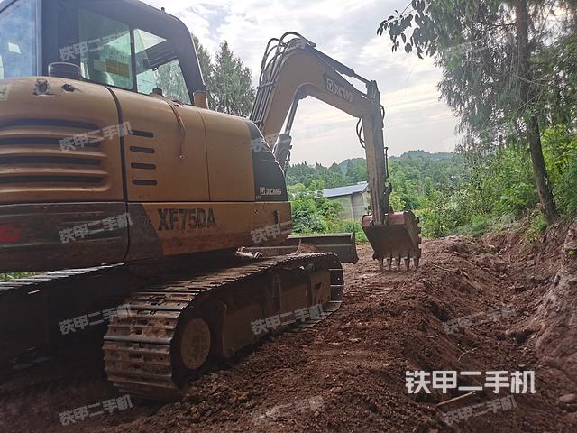 整机右后45°（整机外观）