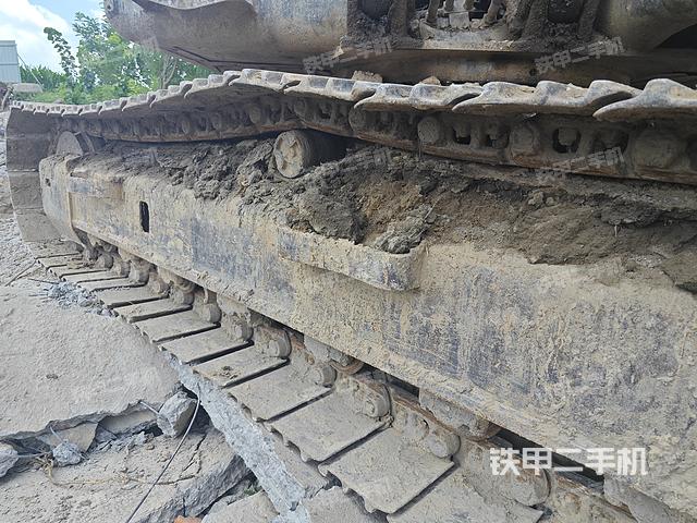 单侧履带整体（整机外观）