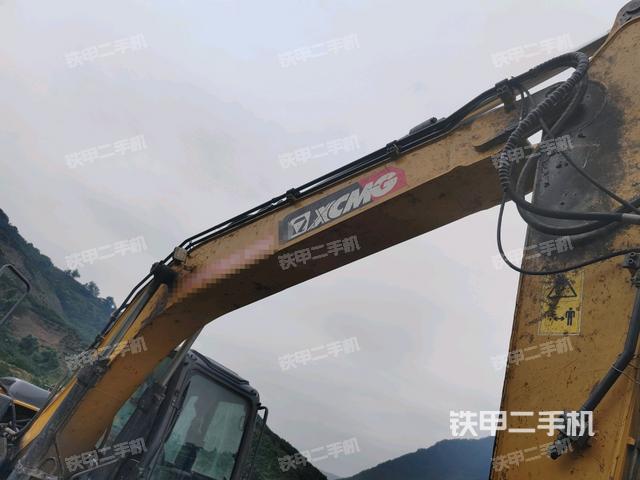 大臂整体 右侧（工作和回转装置）