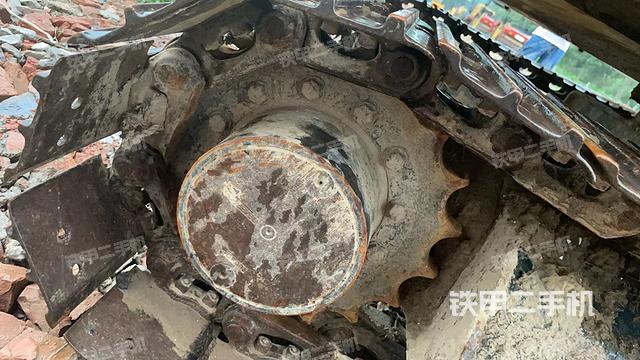 单侧履带整体（整机外观）