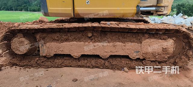 单侧履带整体（整机外观）