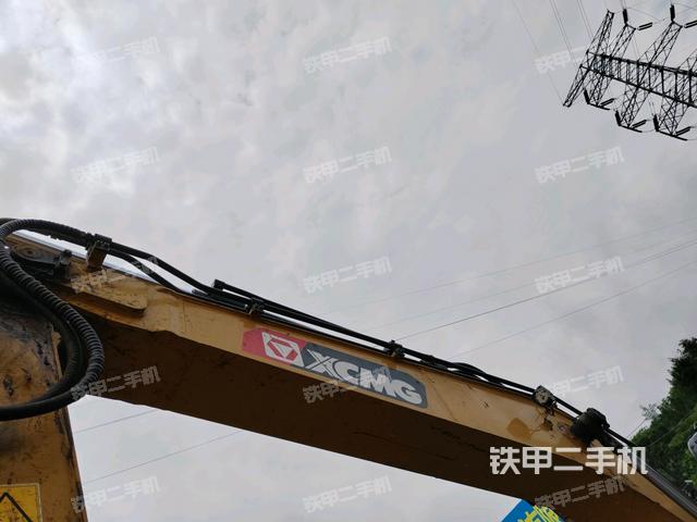 铲斗右后整体（工作和回转装置）