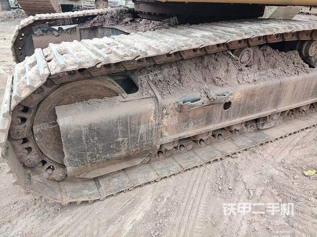 单侧履带整体（整机外观）