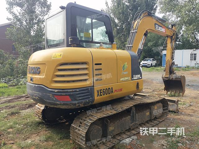 整机右后45°（整机外观）