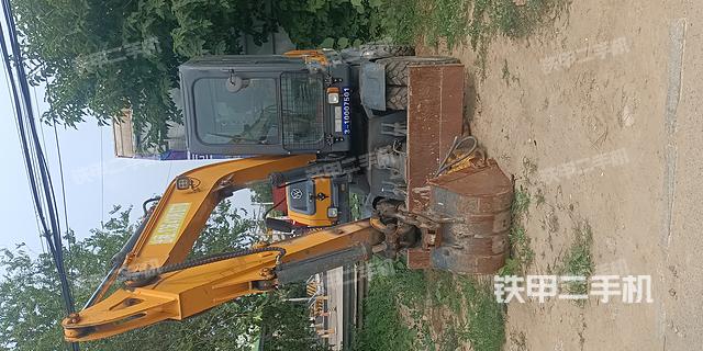 新源XYB75W-9挖掘機