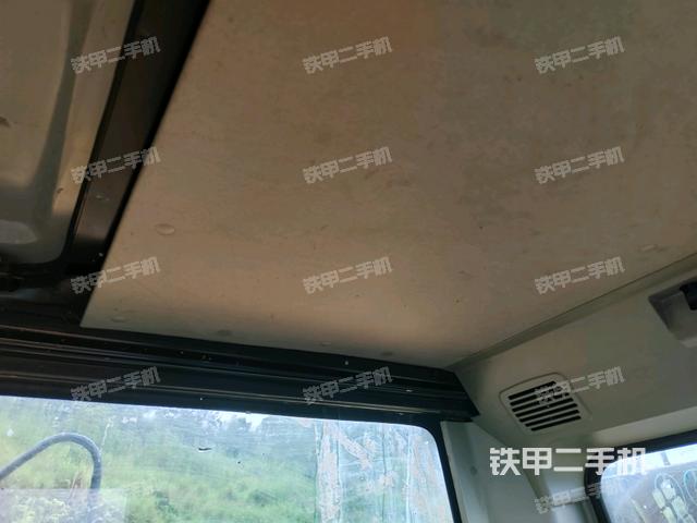 座椅后部（驾驶室部分）