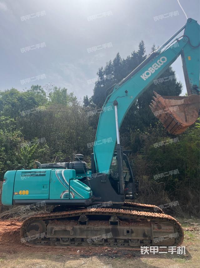 单侧履带整体（整机外观）