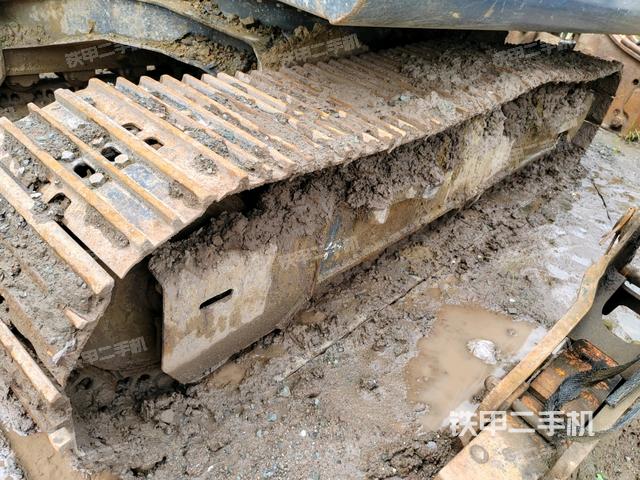 右侧履带整体（行走机构）