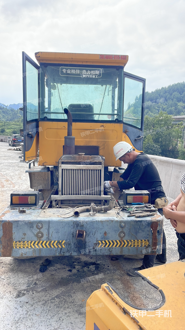 整机右后45°（整机外观及大件）