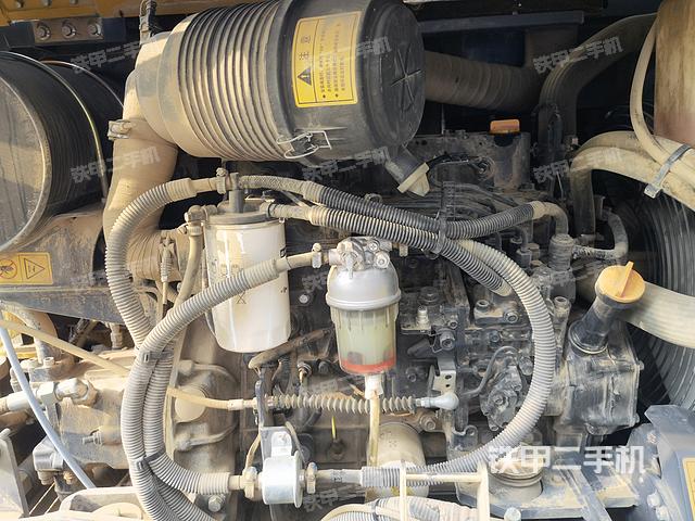 发动机整体俯视（整机外观）