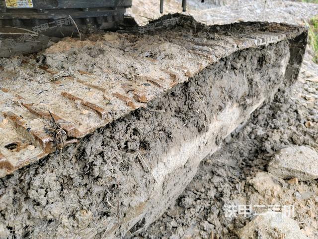 左侧行走马达盖板（行走机构）