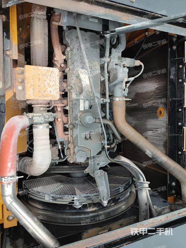 发动机整体俯视（整机外观）