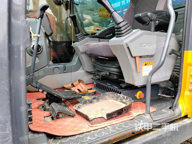 驾驶室左后45度（驾驶室部分）