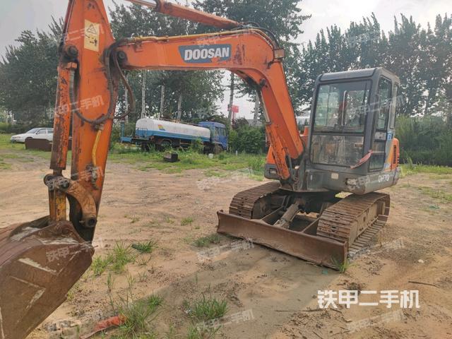 斗山DH55-V挖掘机