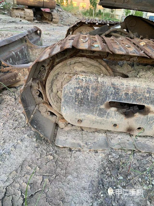 单侧履带整体（整机外观）