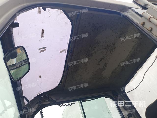 驾驶室顶部（整机外观）