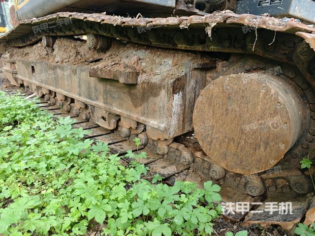 右側(cè)履帶整體（行走機構(gòu)）