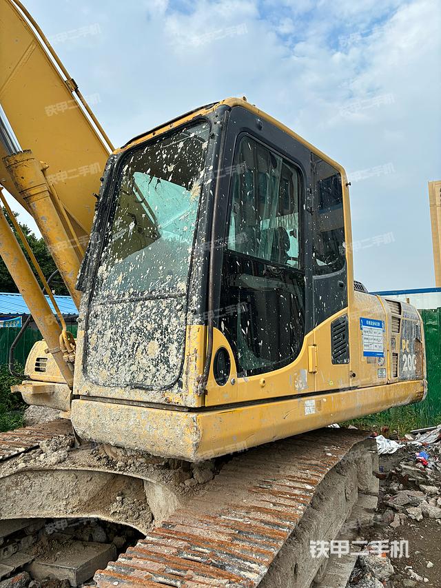 驾驶室整体（整机外观）