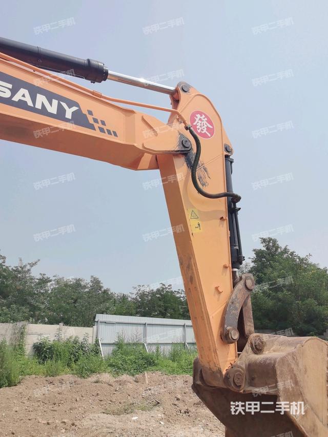 小臂整體左后（工作和回轉(zhuǎn)裝置）