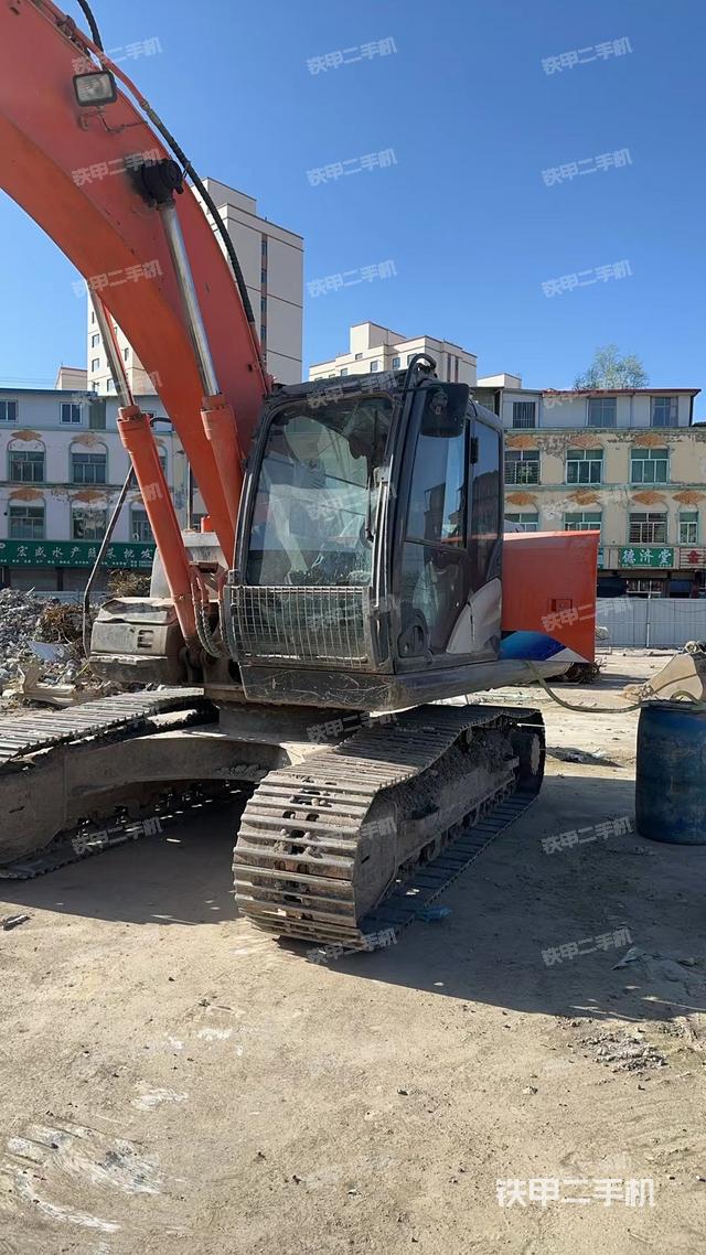 驾驶室整体（整机外观）