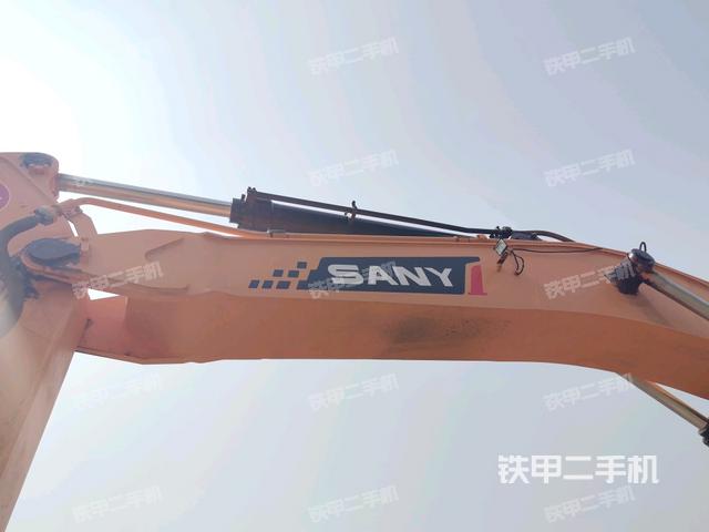 大臂整體?右側(cè)（工作和回轉(zhuǎn)裝置）