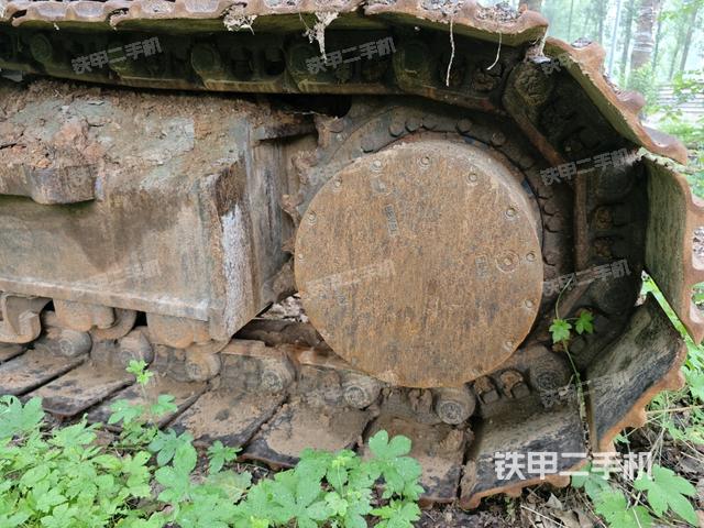 右驅(qū)動(dòng)輪（行走機(jī)構(gòu)）