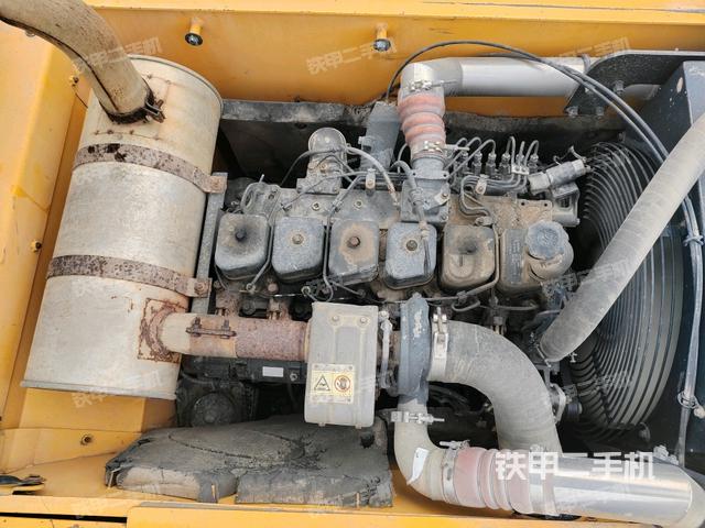 发动机室（上车部件）