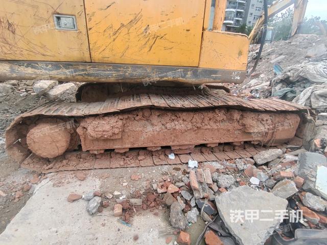 左侧履带整体 （行走机构）