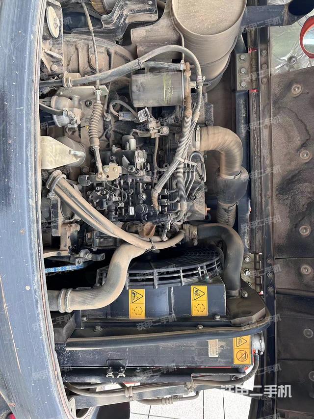 发动机整体俯视（整机外观）