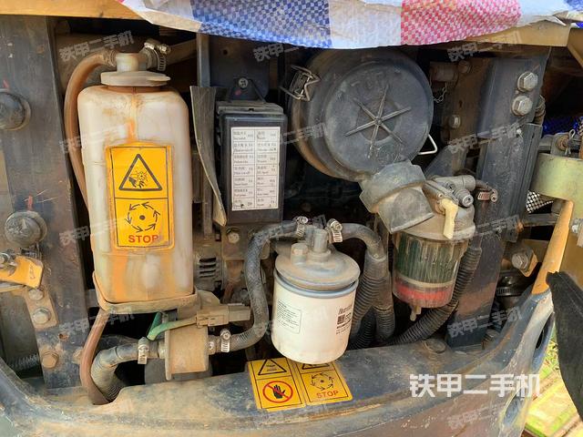 发动机整体俯视（整机外观）