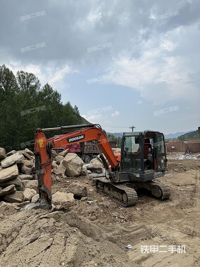 斗山DX60-9C挖掘机