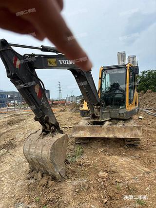 安庆市出售 沃尔沃 EC55BPRO 挖掘机