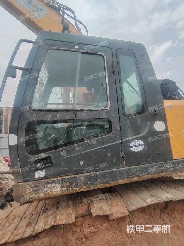 驾驶室正侧（驾驶室部分）